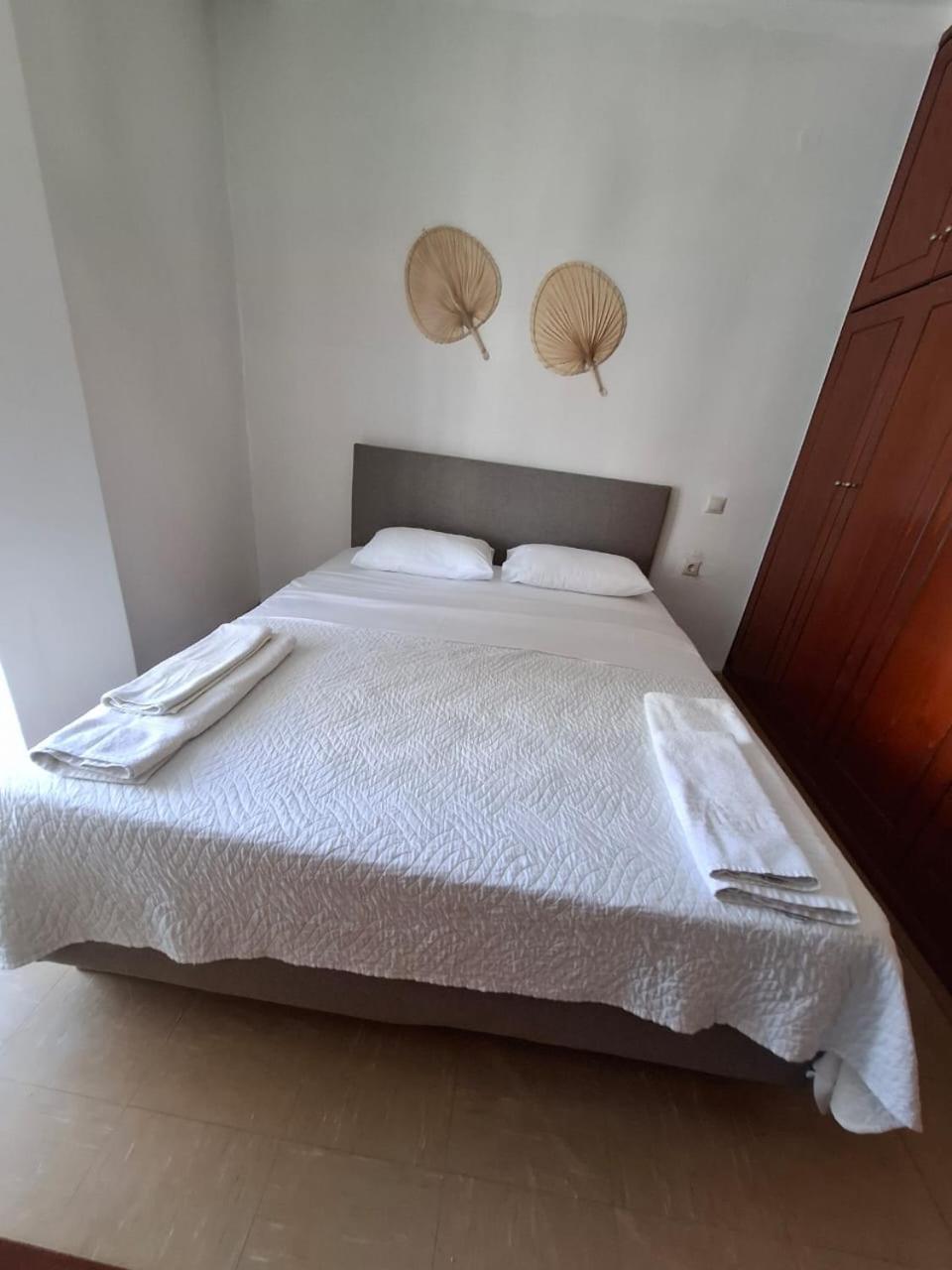 Helen'S Apartment 干尼亞 外观 照片